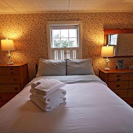 Two Bedroom Loft Cottage South Yarmouth Exteriör bild