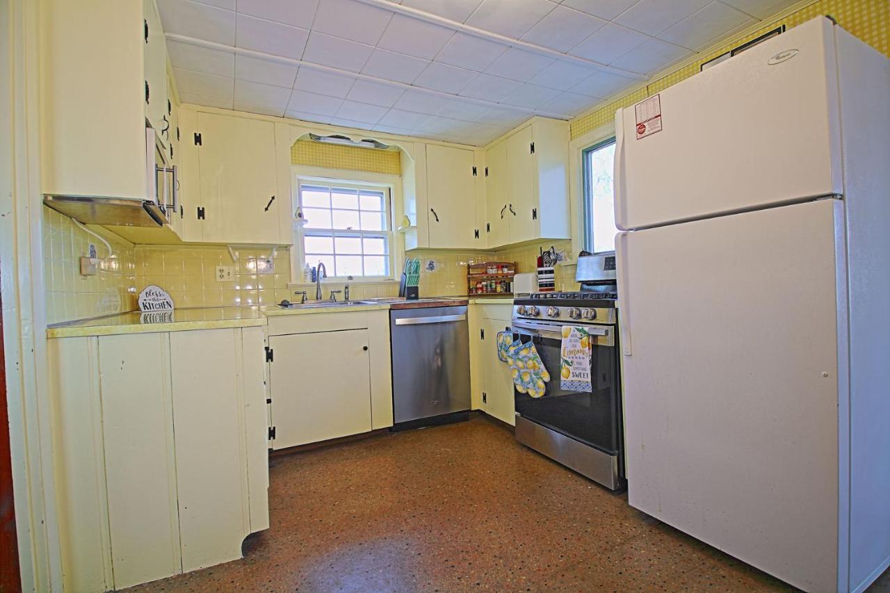 Two Bedroom Loft Cottage South Yarmouth Exteriör bild